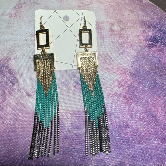 Tassel long gold green metallic plated earrings NEW - Picture 5 of 6